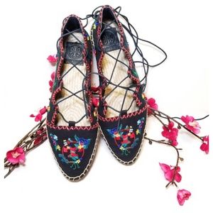 Tory Burch - Sonoma Embroidered Flat
